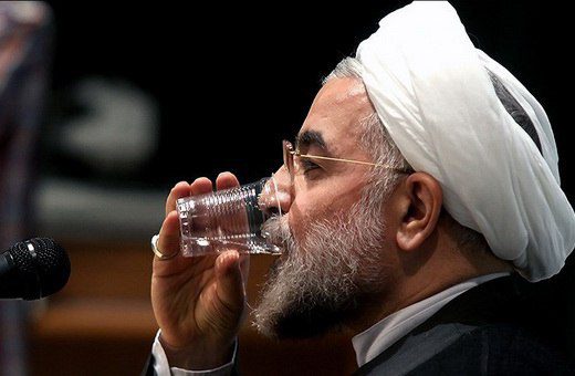 دولت روحانی با وجود دستیابی به توافق هسته‌ای و رفع بیشتر تحریم ها، موفق نشد