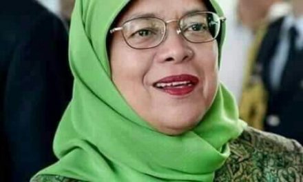 خدمات خانم حلیمه یعقوب، رئیس جمهور مسلمان سنگاپور به کشورش