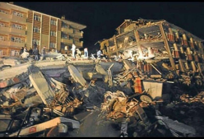 تصاویری از زلزله ۶.۹ ریشتری در
